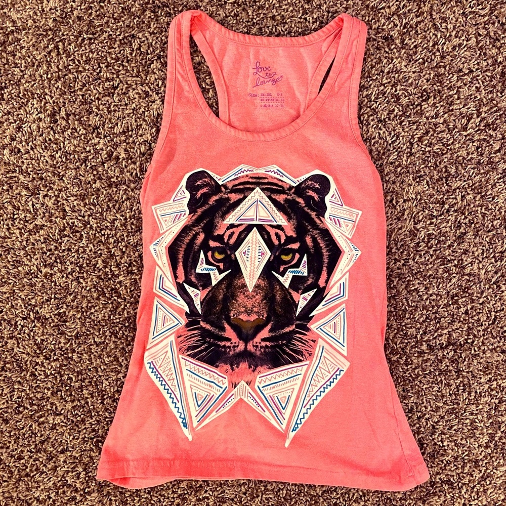 Love to Lounge Tiger Tank